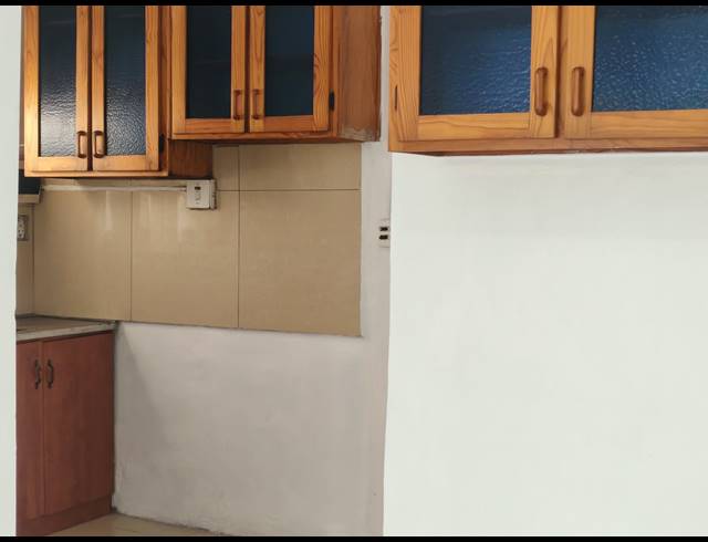 3 BEDROOM HOUSE TO LET IN MONTFORD
